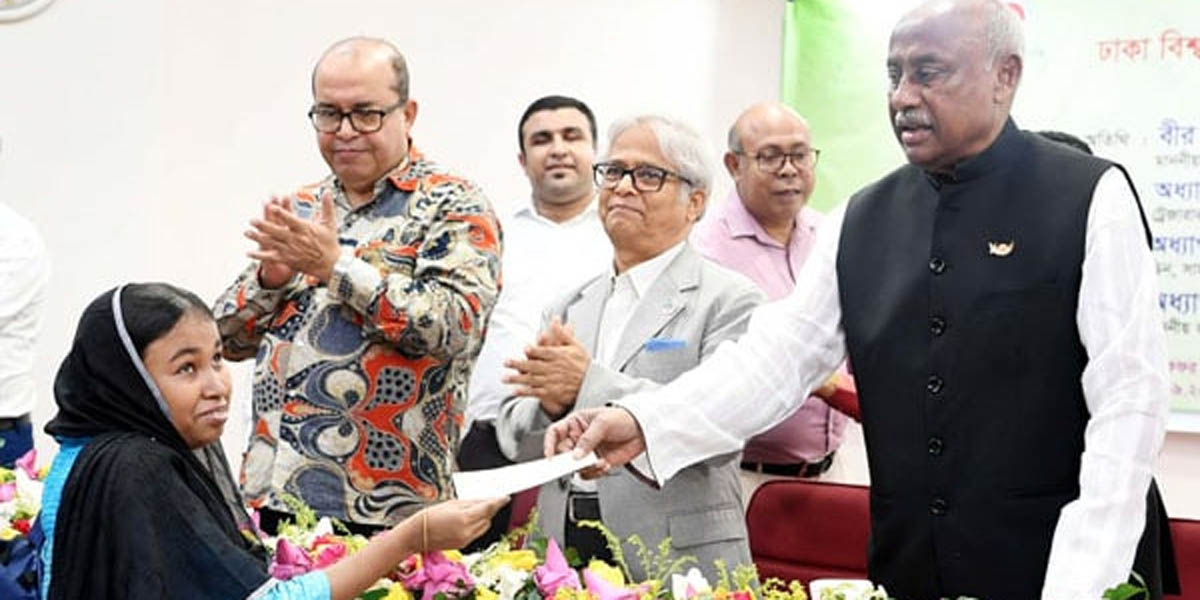 52 disabled DU students get Social Welfare Ministry's grant