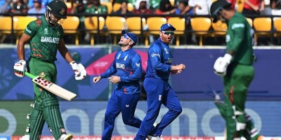 Bangladesh suffer 137-run defeat against England