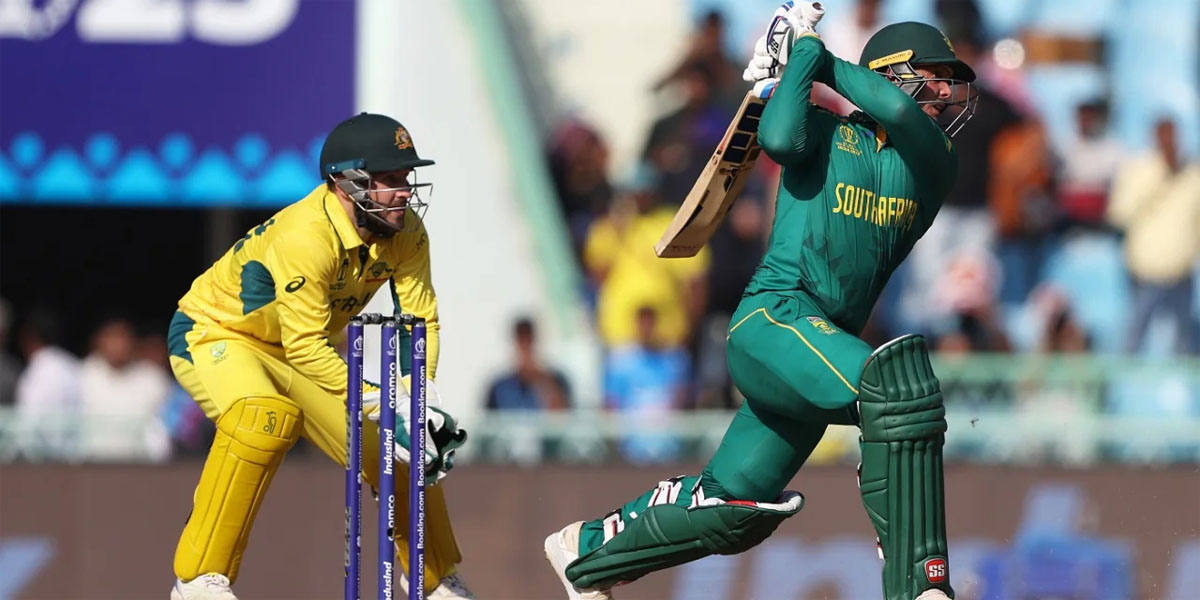 De Kock shines as South Africa make 311-7 against Australia