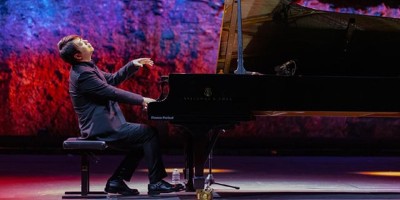 For classical star Lang Lang, musicians must 'bridge' cultures