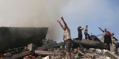 Israel increases strikes on Gaza, as two more hostages are freed