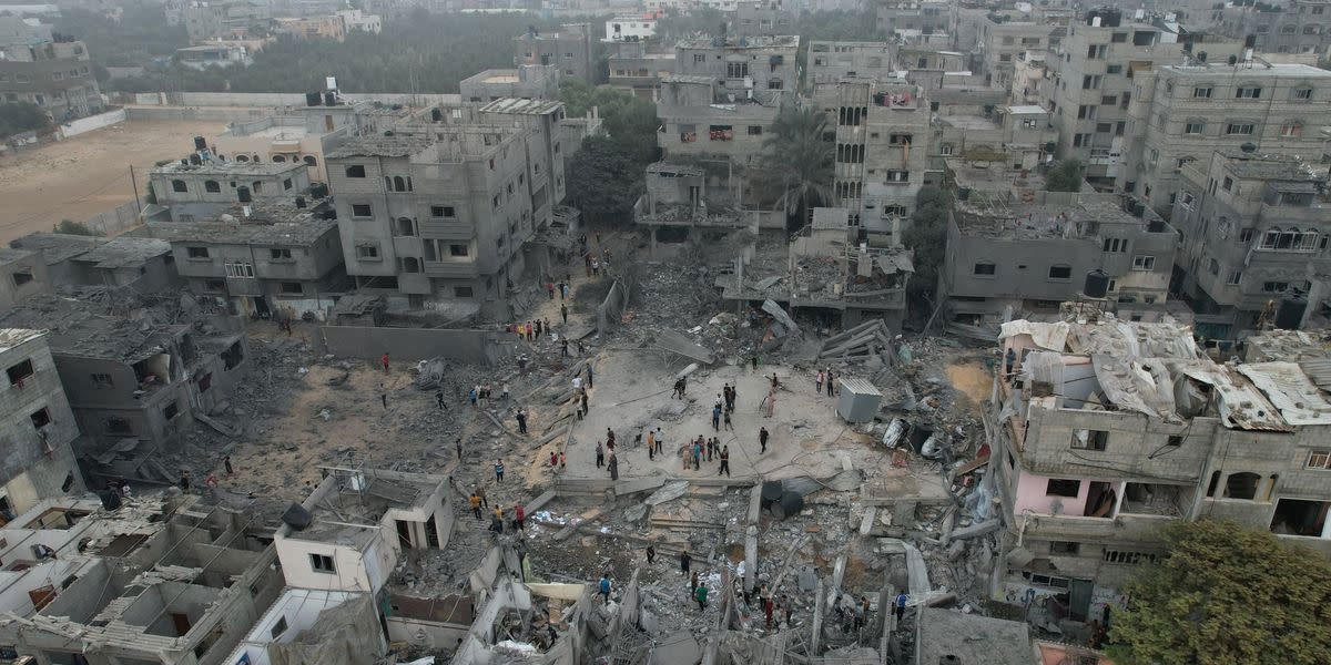 Israel pounds Gaza's north as it steps up ground assault