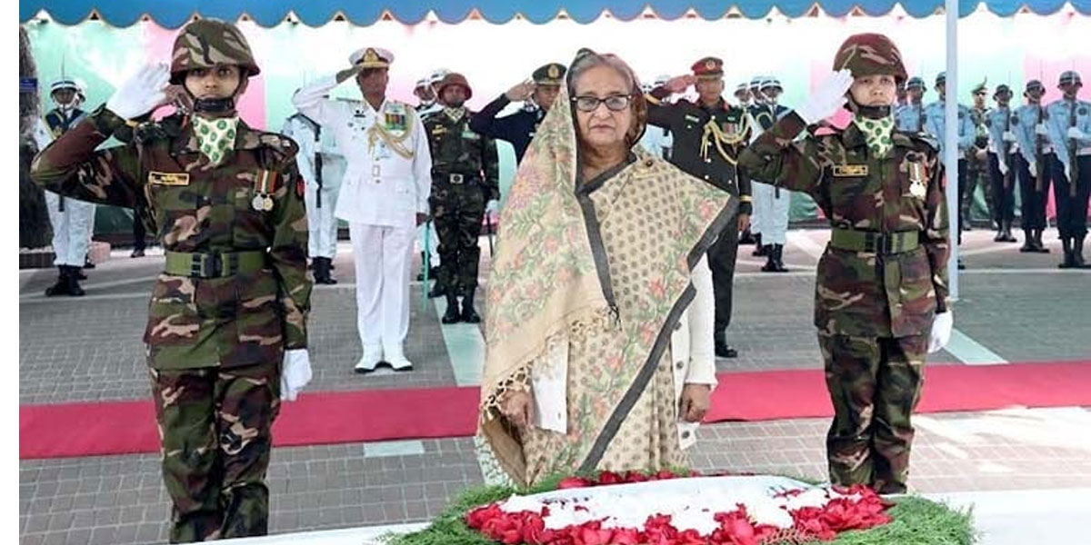PM, new cabinet pay homage to Bangabandhu at Tungipara