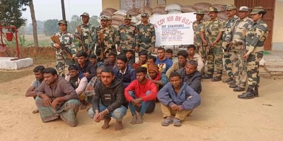 BSF detains 23 Bangladeshis along Chhagalnaiya border in Feni
