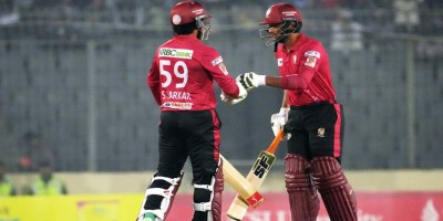 Soumya, Mahmudullah knock Dhaka out of playoff race