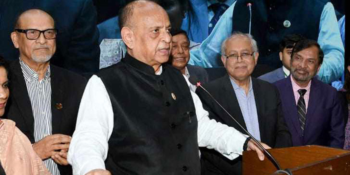 Doctors must take responsibility of patients in hospital: Health Minister