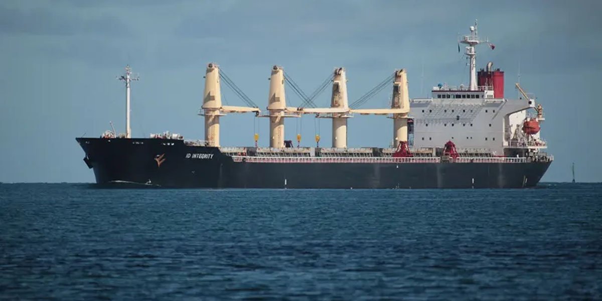 Pirates shift hijacked ship MV Abdullah again