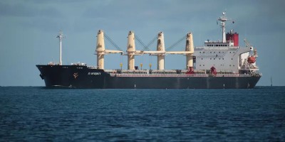 Pirates make first contact with owners of MV Abdullah
