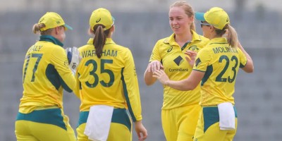 Australia win third women’s T20 against Bangladesh by 77 runs