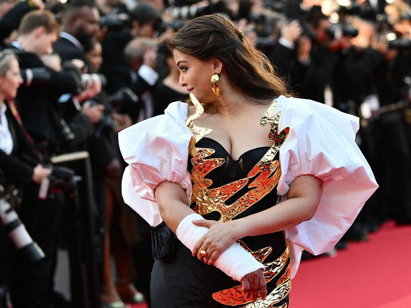 Aishwarya shines on Cannes 2024 red carpet despite injury