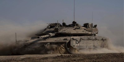 Israel pounds central Gaza camps, deepens invasion of Rafah
