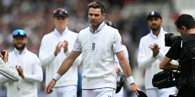 Anderson bows out of Test cricket a winner as England thrash West Indies