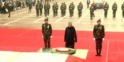 President pays homage to martyred intellectuals