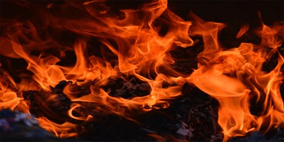 Fire breaks out in Mirpur slums, no casualty report so far