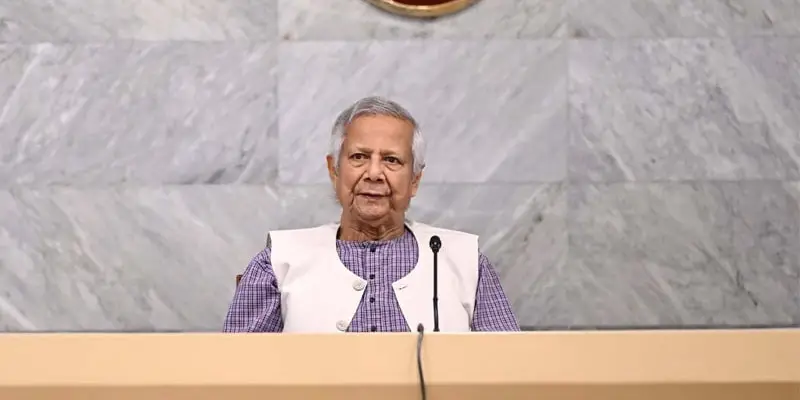 Chief Adviser urges all to restore complete law and order immediately
