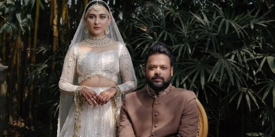 Actress Mehazabien Chowdhury shares wedding photos