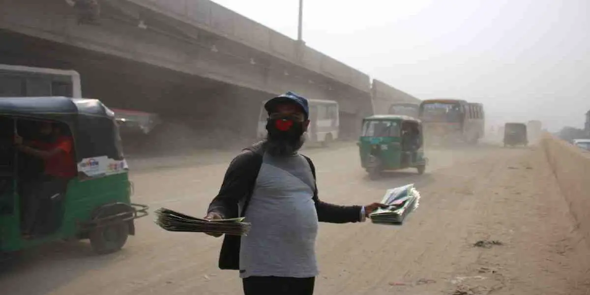 Dhaka's air ‘moderate’ Monday morning
