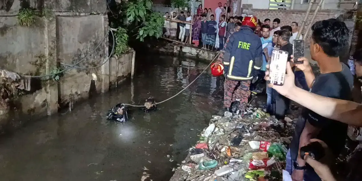 Ctg child’s body recovered from Chaktai canal over 14 hrs after it drowned