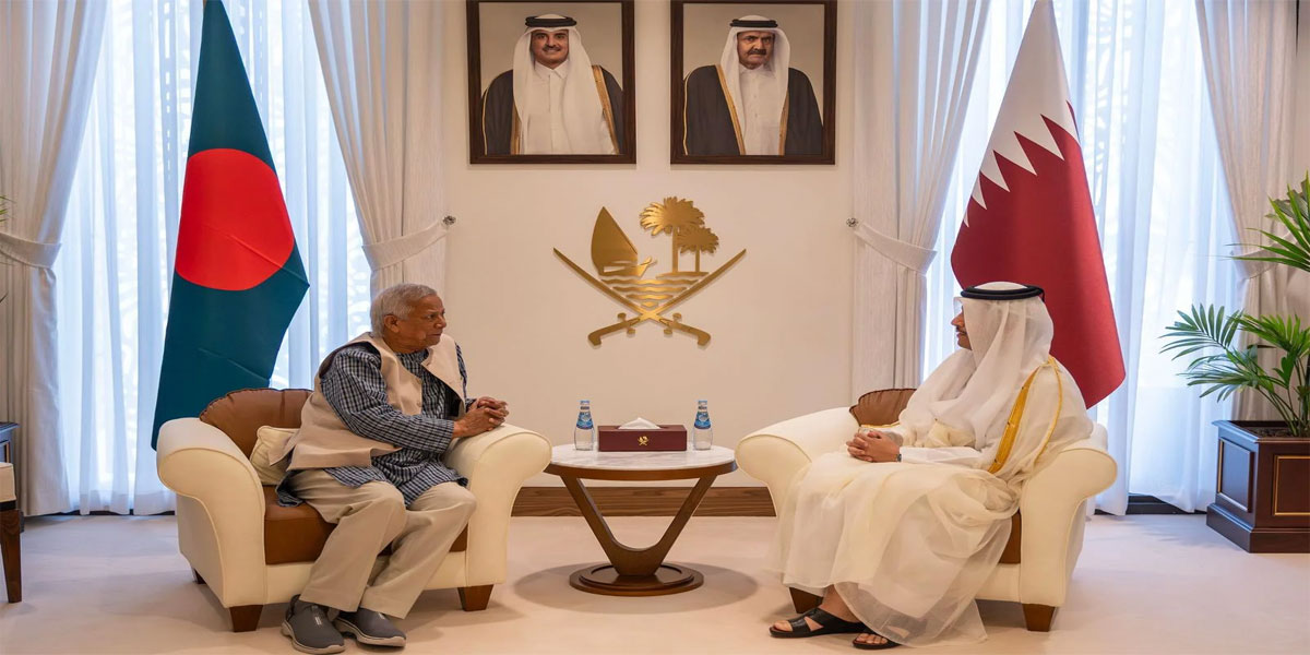 Chief Adviser holds bilateral talks with Qatar PM