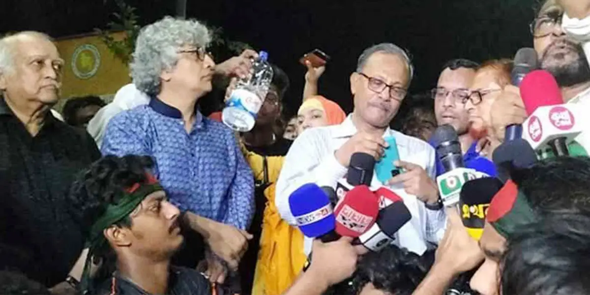 JnU protesters end strike as govt agrees to accept demands