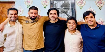 'Brothers’: Shakib, Nisho’s midnight photo sparks frenzy in film industry ahead of 'Taandob'