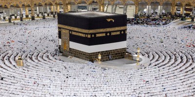 Million-plus pilgrims to begin hajj under blazing sun