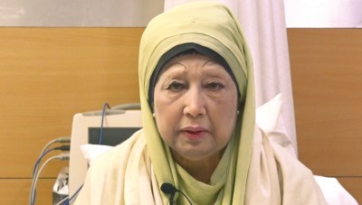 Govt hands over title deed of Gulshan house to Khaleda Zia
