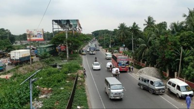 Eid Journey: Passengers see no traffic jam on Dhaka-Chattogram Highway