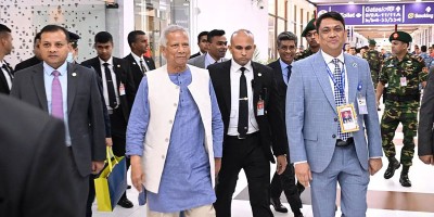 CA returns home from London
