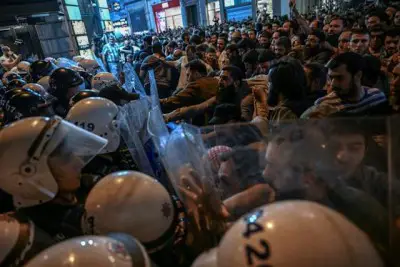 Clashes in Istanbul over alleged 'Prophet Muhammad' cartoon
