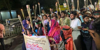 Torch procession held at Dhaka University to protest Mitford murder