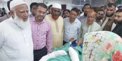 Jamaat offers medical support for Uttara tragedy victims