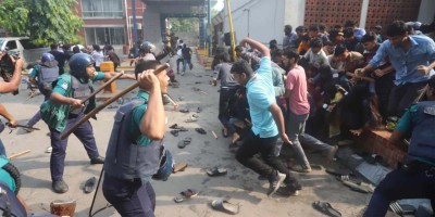 40 students injured in clash with law enforcers at Secretariat