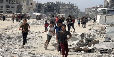 37 dead, 200 injured in Gaza as Israeli forces fire on civilians near aid points