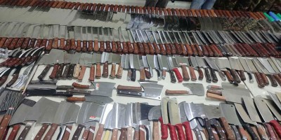 Army seizes large cache of sharp weapons from New Market