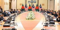 CA, Malaysian PM hold bilateral talks