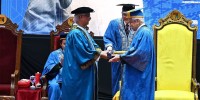 Prof Yunus receives honorary doctorate degree from UKM