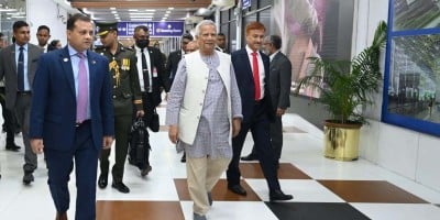 Prof Yunus returns home wrapping up three-day Malaysia tour