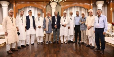 Chief Advisor Dr Yunus meets BNP delegation at Jamuna