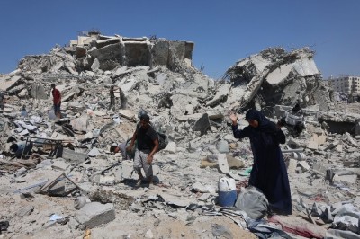 Israeli army begins strikes on Gaza high-rises, warns of more to come