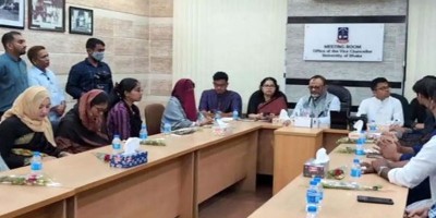 Newly elected DUCSU members take charge at first meeting