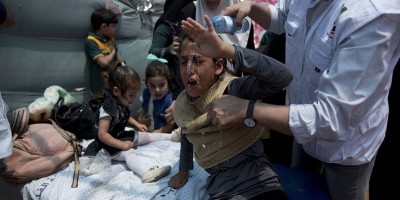 First group of injured Gaza children en route to UK for treatment