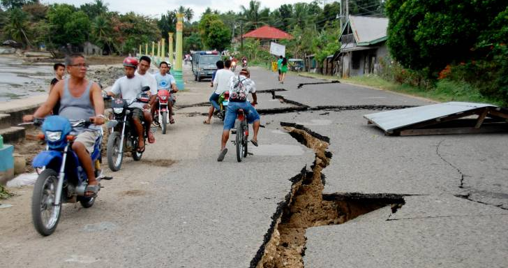 Magnitude 6.9 quake strikes off central Philippines: USGS