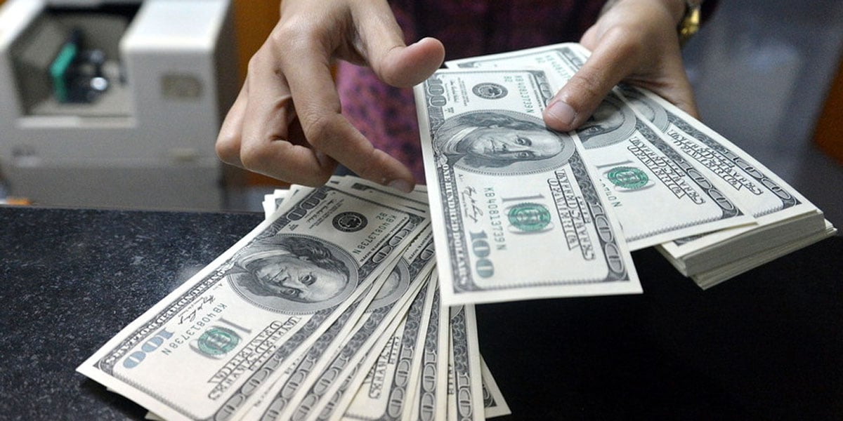 Remittances hit $1.9b in 18 days of November