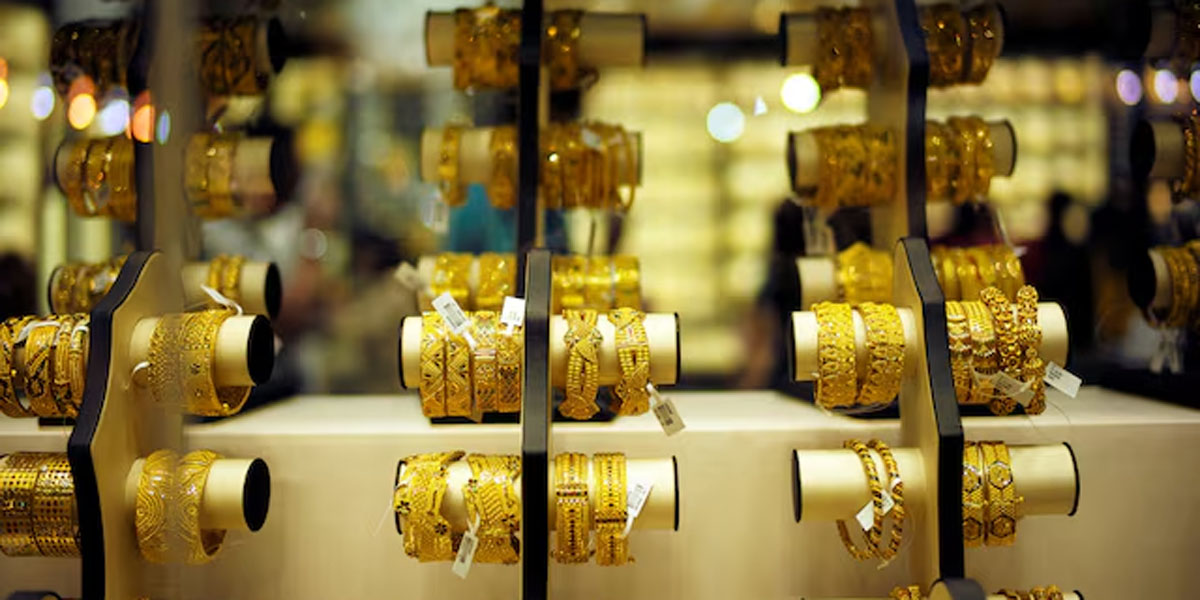 Gold price hits Tk 2.9 lakh per bhori