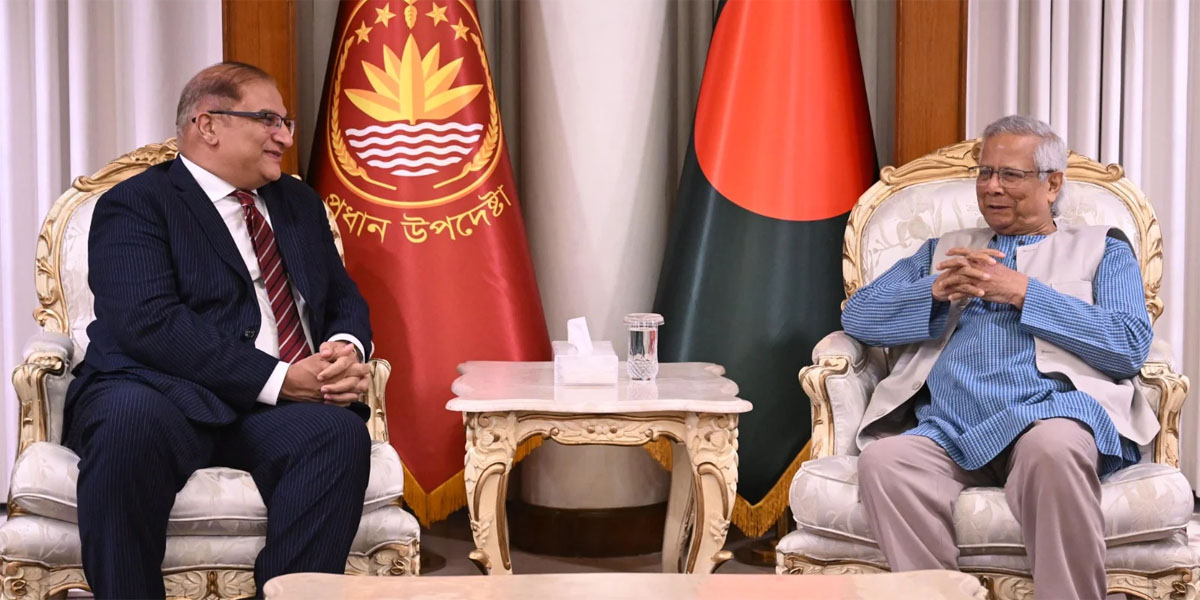 Pakistan envoy calls on Prof Yunus, discusses cooperation in trade