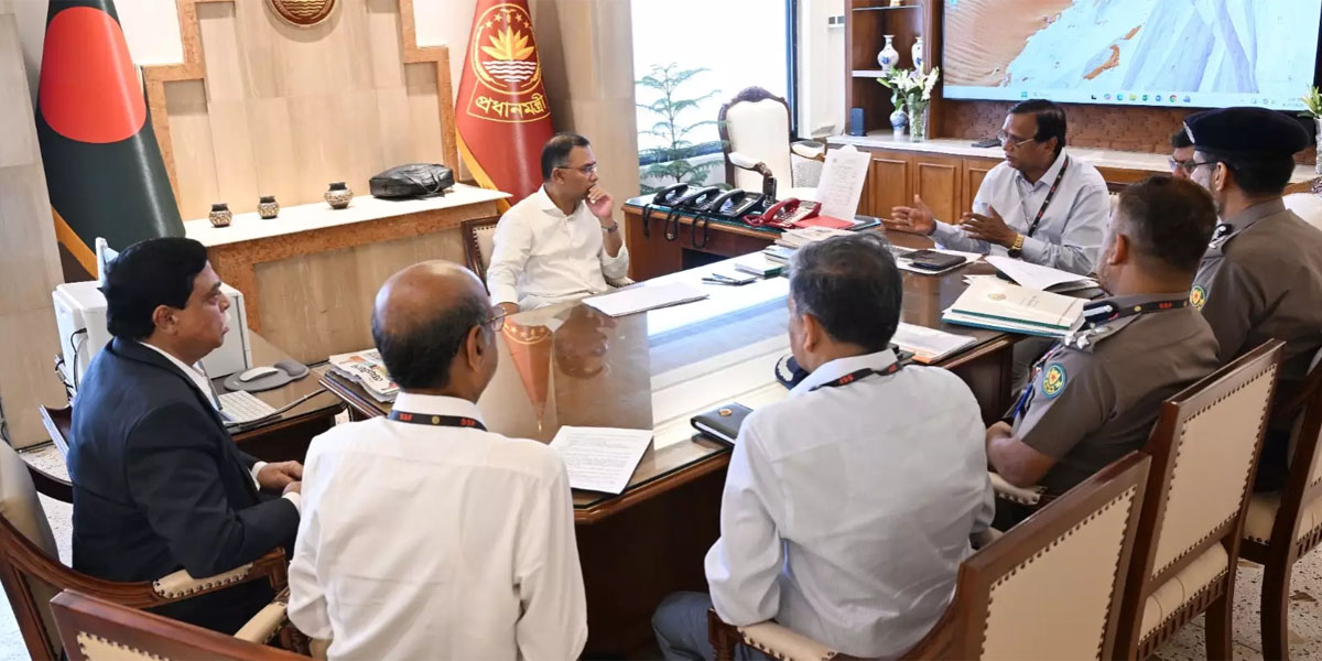 PM orders swift rehabilitation of evicted street hawkers in Dhaka