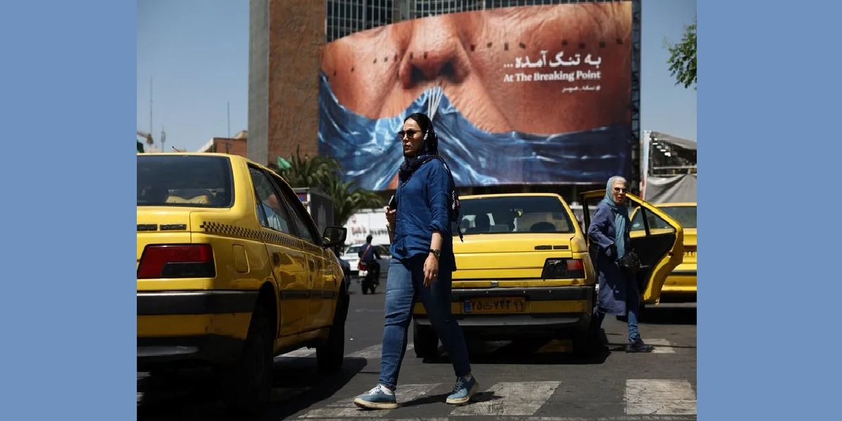 Trump says Iran ceasefire is 'on life support' as hopes for a deal fade