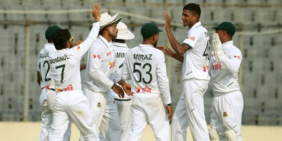 Bangladesh crush Pakistan by 104 runs in 1st Test