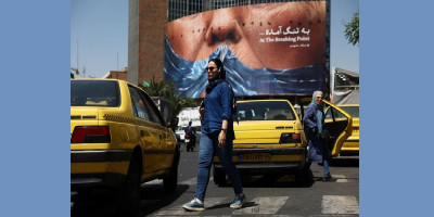 Trump says Iran ceasefire is 'on life support' as hopes for a deal fade